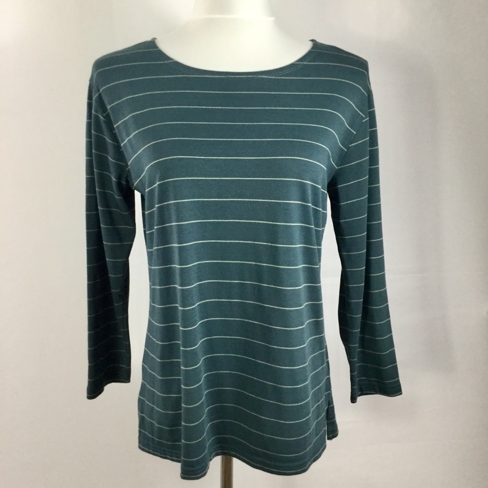 Free Fly Apparel Women's Teal and White Striped Long Sleeve Tee